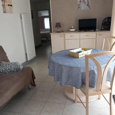 Petite Maison Avec Jardin Prive