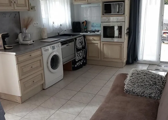 Petite Maison Avec Jardin Privé *